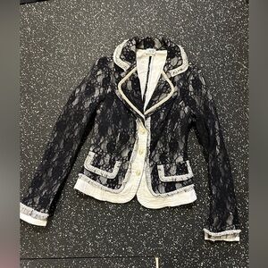 Women lace blazer